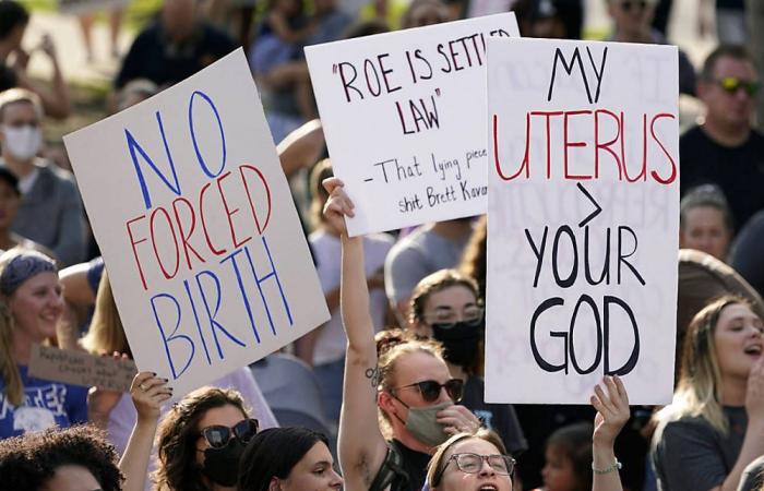 Iowa passes law banning abortions after 6 weeks