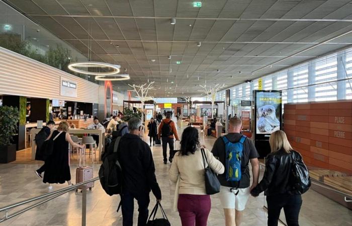Bigflo and Oli open a new store at Toulouse-Blagnac airport