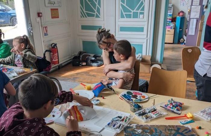 Students offered a day of entertainment to foster children from the Arc-en-ciel home, in Chartres