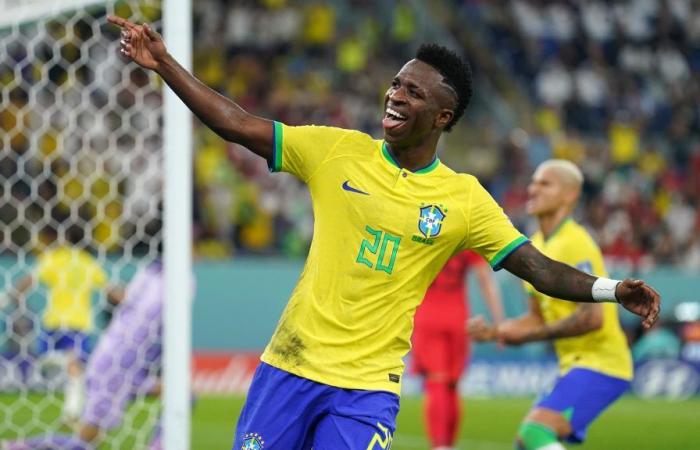 Brazil reassures itself by crushing Paraguay (4-1)