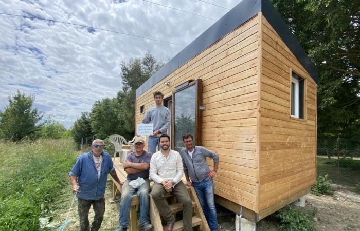 Toulouse. Students imagine and build a house offered to the homeless