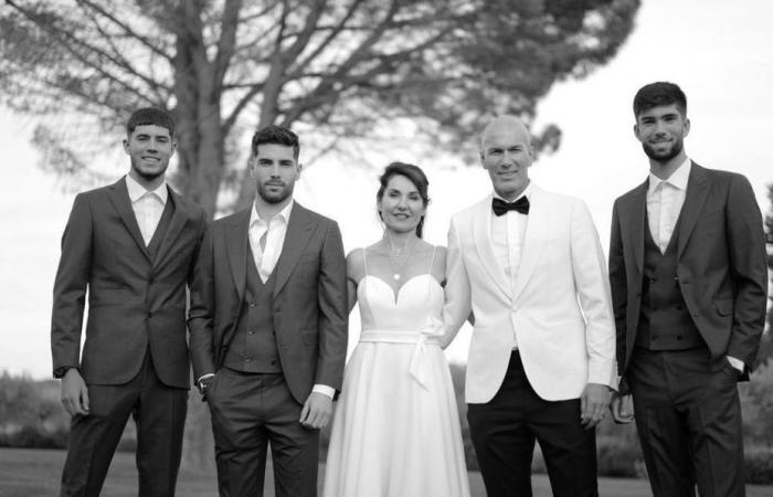 Zinedine Zidane and his wife Véronique celebrate their 30th wedding anniversary, surrounded by their sons