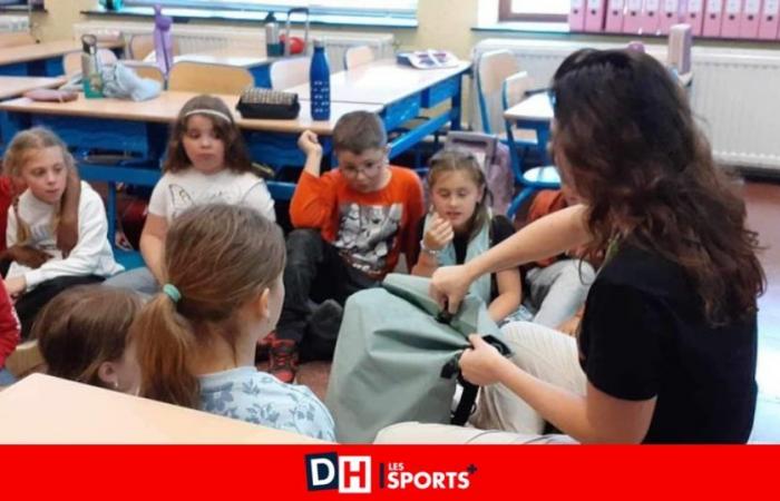 A former candidate of “Koh-Lanta: The Immunity Hunters” opens her adventurer’s bag to primary school pupils in Belgium
