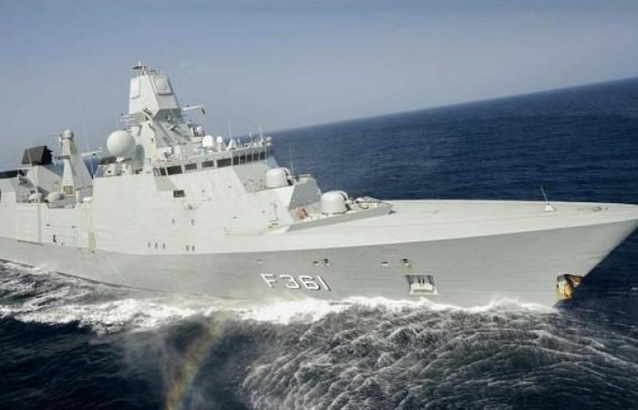 Unfit for combat, the Danish frigate Iver Huitfeldt will take charge of a NATO naval group while remaining… at the dock