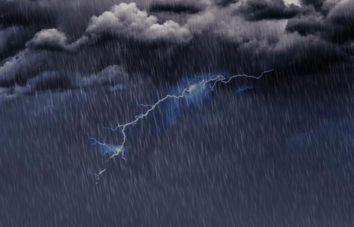 Three provinces on orange and yellow alert for heavy rain and thunderstorms