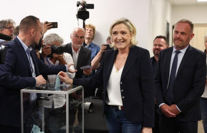 France’s far right leads in first round of elections, exit polls show | Elections News