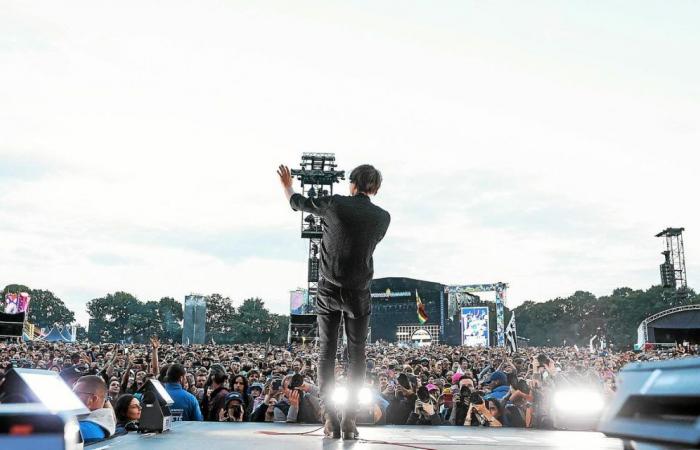 “We are in favor of maintaining the Vieilles Charrues in Carhaix,” reacts Christian Troadec