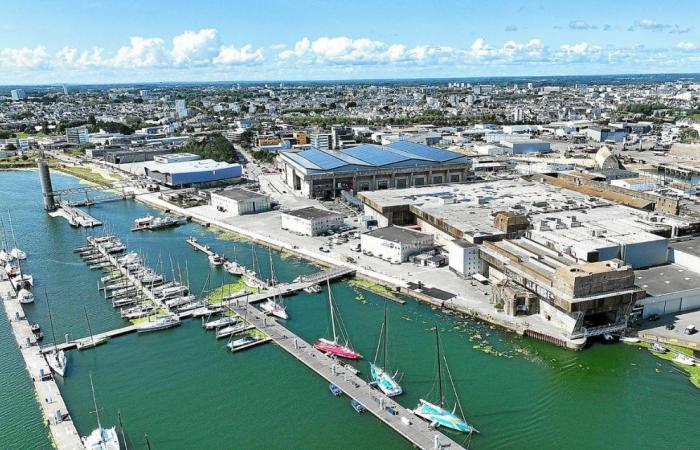 What is Lorient’s “great port ambition”?