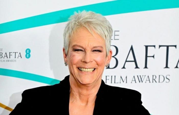 Why Jamie Lee Curtis was self-conscious for a long time about her teeth, deformed by her mother’s pregnancy