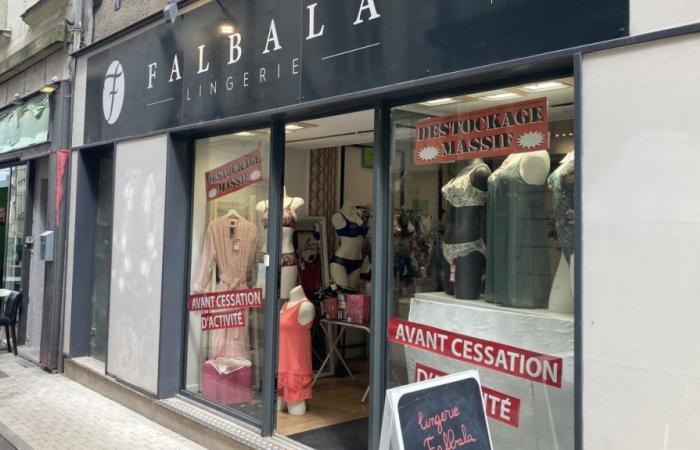 for 67 years in the city center, the Falbala lingerie boutique will close