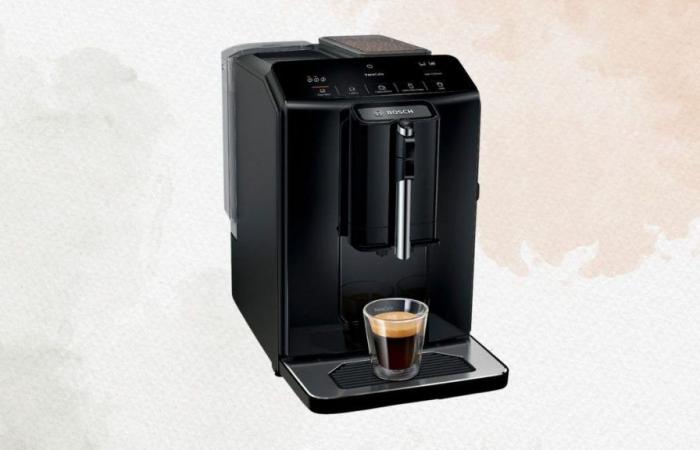 Lidl is offering this Bosch coffee machine at a sale price and it’s worth it