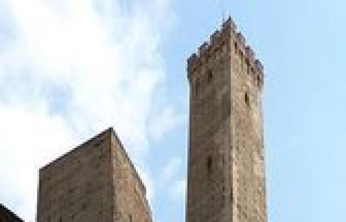 Heritage: Bologna towers threaten to collapse
