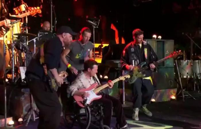 At Glastonbury, Coldplay Invite Michael J. Fox On Stage For Wheelchair Guitar Riff