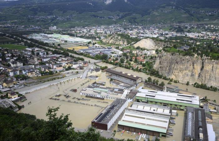 Roads and rail links cut in the Alps due to bad weather: update on the situation