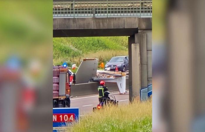 The passenger plane hits a high voltage line and crashes on the motorway: 3 dead on the A4 in Seine-et-Marne