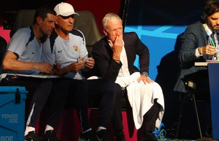 Does Deschamps play his place with the Blues?