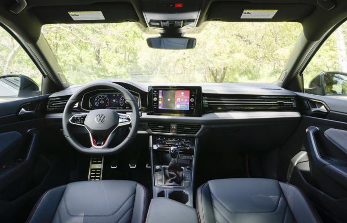 Volkswagen | Golf R and Jetta get modernized for 2025