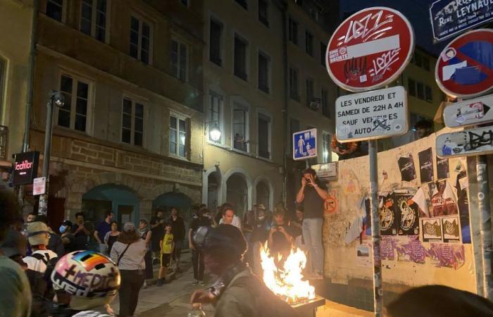 Anti-RN demonstration. The far left is carrying out damage in the center of Lyon –