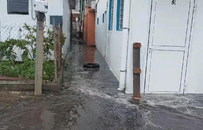 VIDEO. The swell caused by the passage of Hurricane Beryl invades the streets of Sainte-Luce