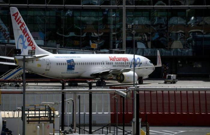 Brazil: Boeing Air Europa makes emergency landing after turbulence leaves “between 25 and 30 injured”