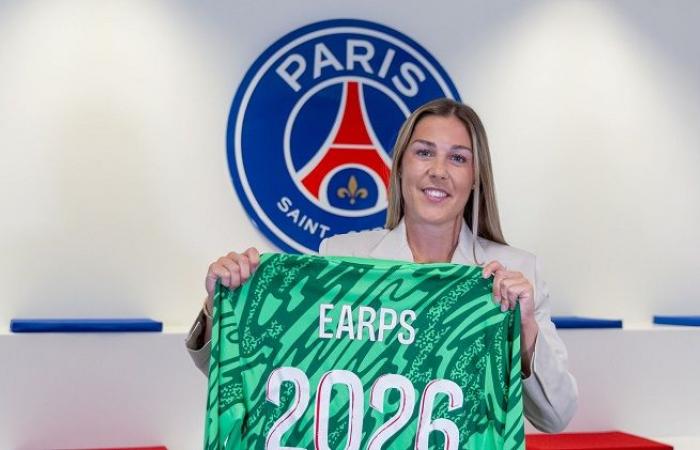 Women’s: Mary Earps new PSG goalkeeper until 2026