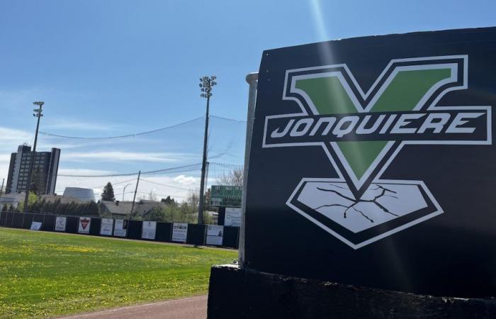 Defeat of the Jonquière Voyageurs in the semi-final of the mid-season tournament