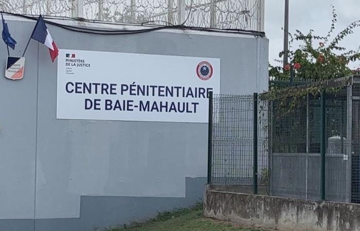 Undignified conditions of imprisonment in Baie-Mahault: the Ministry of Justice referred to its responsibilities