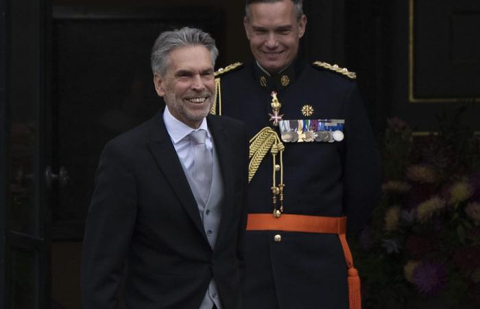 New Prime Minister, Ex-Intelligence Chief, in the Netherlands