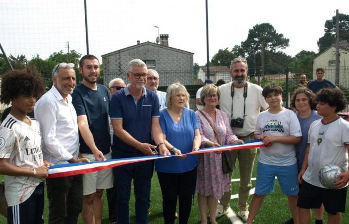 The synthetic pitch at the Brossolette stadium calls for others