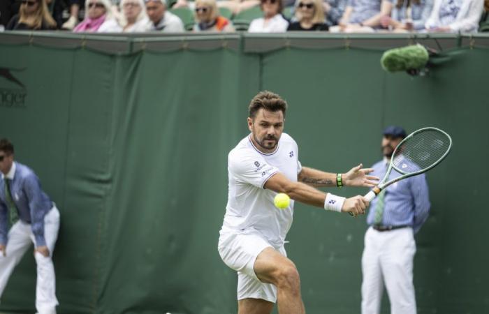 At Wimbledon Stan Wawrinka calmly passes the first round