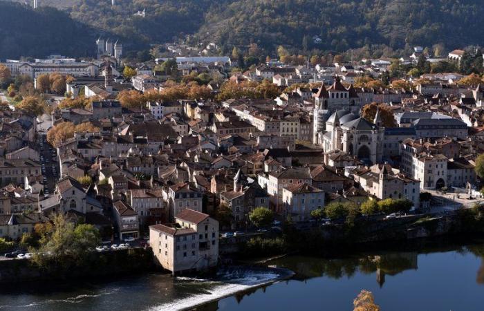 Cahors. Discover the charms of the medieval city
