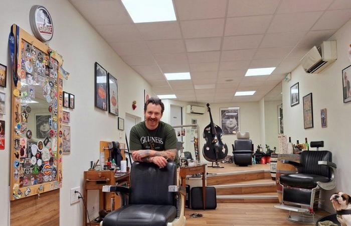 Hugo “Redbeard” closes his salon on Rue Molinier in Agen and becomes a home-based barber hairdresser