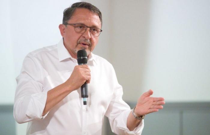 LEGISLATIVE: Didier Martin addresses “those who refuse extremes”