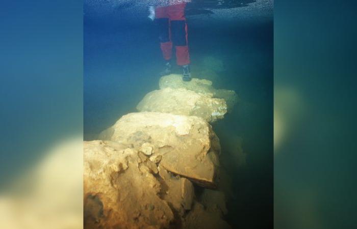 Cave
      bridge
      found
      on
      Mallorca
      was
      built
      nearly
      6,000
      years
      ago