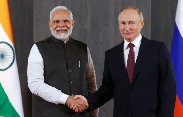 Russia
      Built
      Secret
      Trade
      Channel
      With
      India
      Amid
      Sanctions:
      Leaked
      Docs