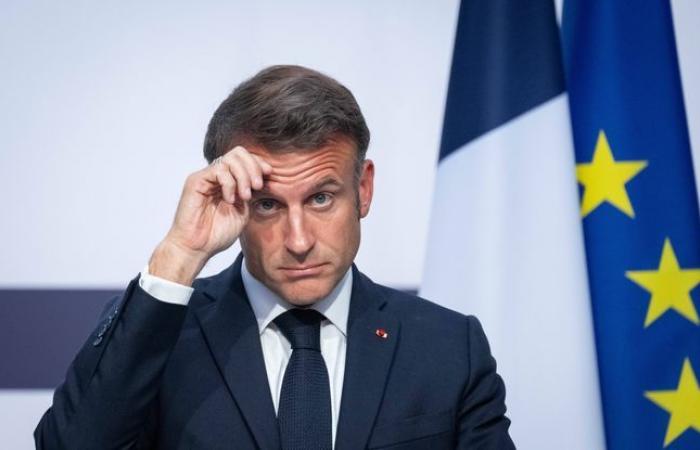 Exit
      Bertrand
      and
      Cazeneuve,
      Barnier
      and
      Borloo
      considered…
      Macron
      procrastinates
      again
      and
      again