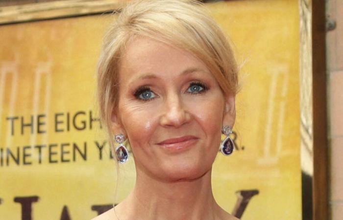 JK
      Rowling
      in
      ‘Le
      Monde’,
      from
      Harry
      Potter
      creator
      to
      anti-trans
      activist