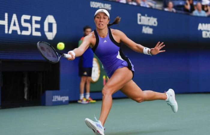 Pegula
      reaches
      7th
      Grand
      Slam
      quarterfinal
      to
      face
      No.
      1
      Swiatek