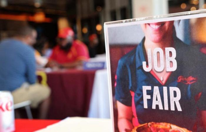 With
      99,000
      jobs
      created
      in
      the
      United
      States
      in
      August,
      the
      private
      sector
      disappoints