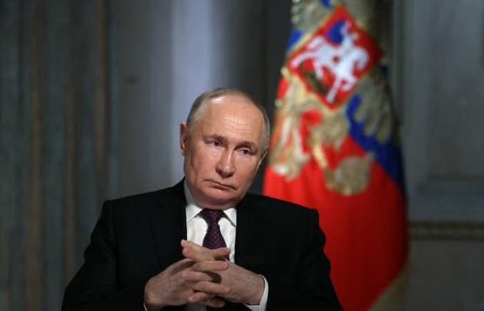 Vladimir
      Putin
      says
      Russia
      is
      ready
      for
      negotiations
      with
      kyiv