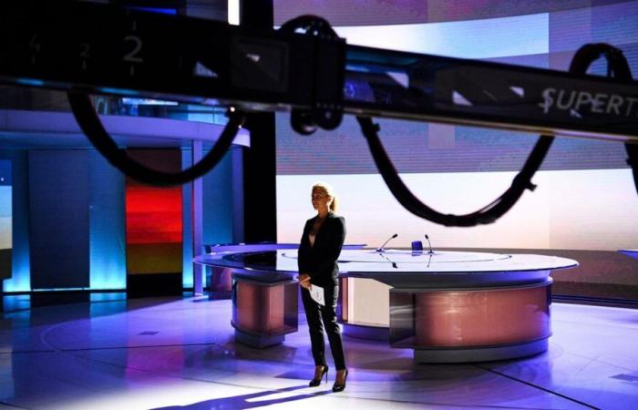 From
      now
      on,
      the
      8
      p.m.
      news
      on
      France
      2
      will
      end
      at
      9
      p.m.…