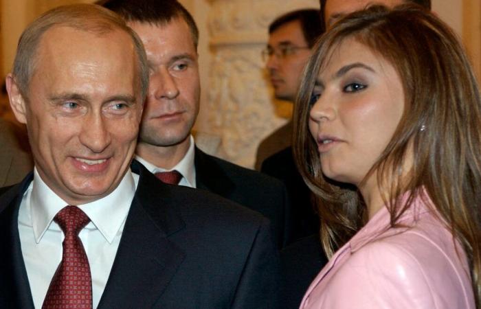 Russian
      president
      Putin
      has
      two
      secret
      sons
      with
      gymnast
      Alina
      Kabaeva
      who
      live
      life
      of
      luxury
      isolated
      from
      world