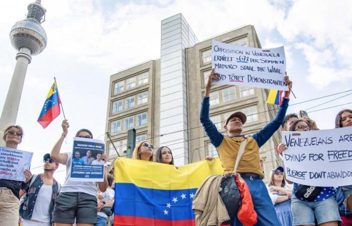 Why
      the
      West
      remains
      helpless
      in
      the
      face
      of
      Nicolas
      Maduro,
      President
      of
      Venezuela