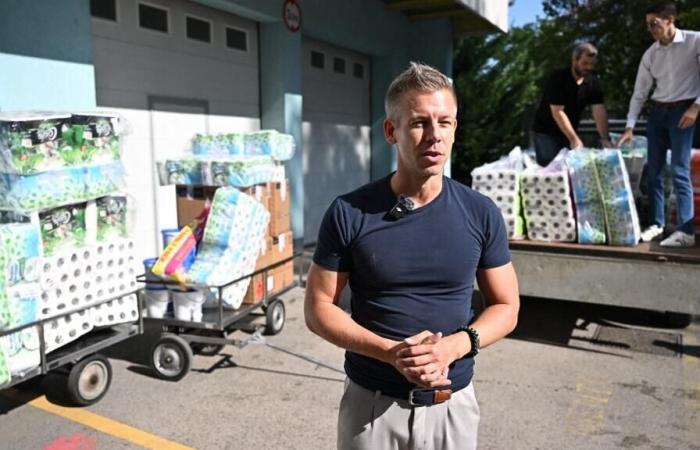 In
      Hungary,
      hospitals
      are
      the
      scene
      of
      a
      political
      joust
      in
      the
      face
      of
      the
      heatwave