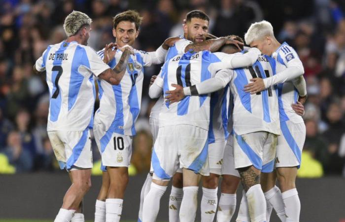 Argentina
      beats
      Chile
      3-0
      in
      World
      Cup
      qualifying