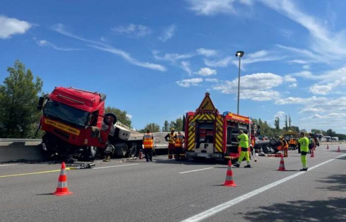 Vaucluse.
      The
      A7
      motorway
      closed
      towards
      Marseille
      after
      a
      heavy
      goods
      vehicle
      accident