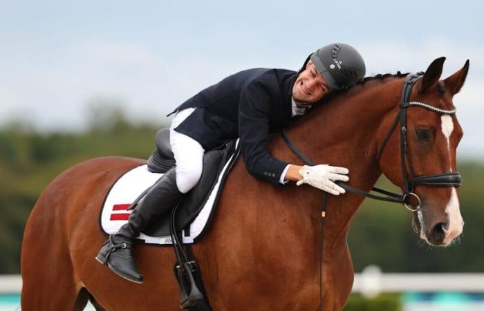 The
      deep
      connection
      between
      horse
      and
      para
      rider