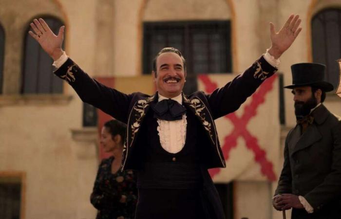 Jean
      Dujardin
      thinks
      that
      his
      serial
      “Zorro”
      has
      nothing
      to
      do
      with
      OSS
      117,
      and
      yet…