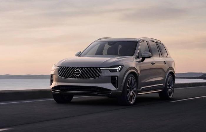 Volvo
      also
      revises
      its
      electric
      ambitions