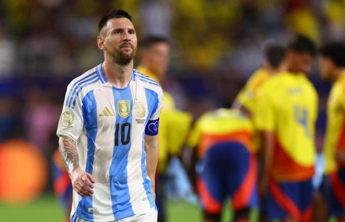 Why
      is
      Lionel
      Messi
      not
      playing
      in
      Argentina
      vs
      Chile
      FIFA
      World
      Cup
      2026
      qualifying
      match?